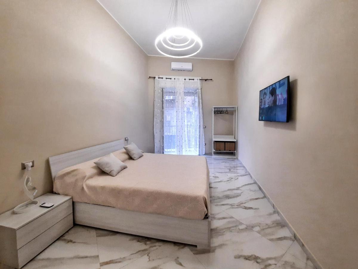 Re Ferdinando Apartment Неаполь Екстер'єр фото